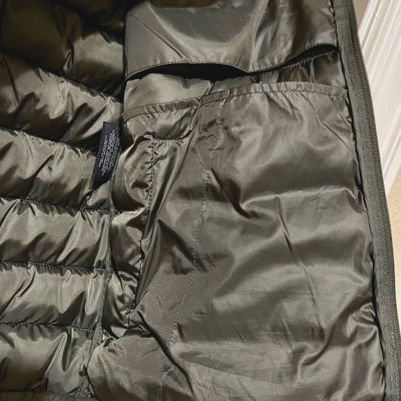 Cole Haan Puffer Vest Mens Sz S Army Green - Picture 5 of 11